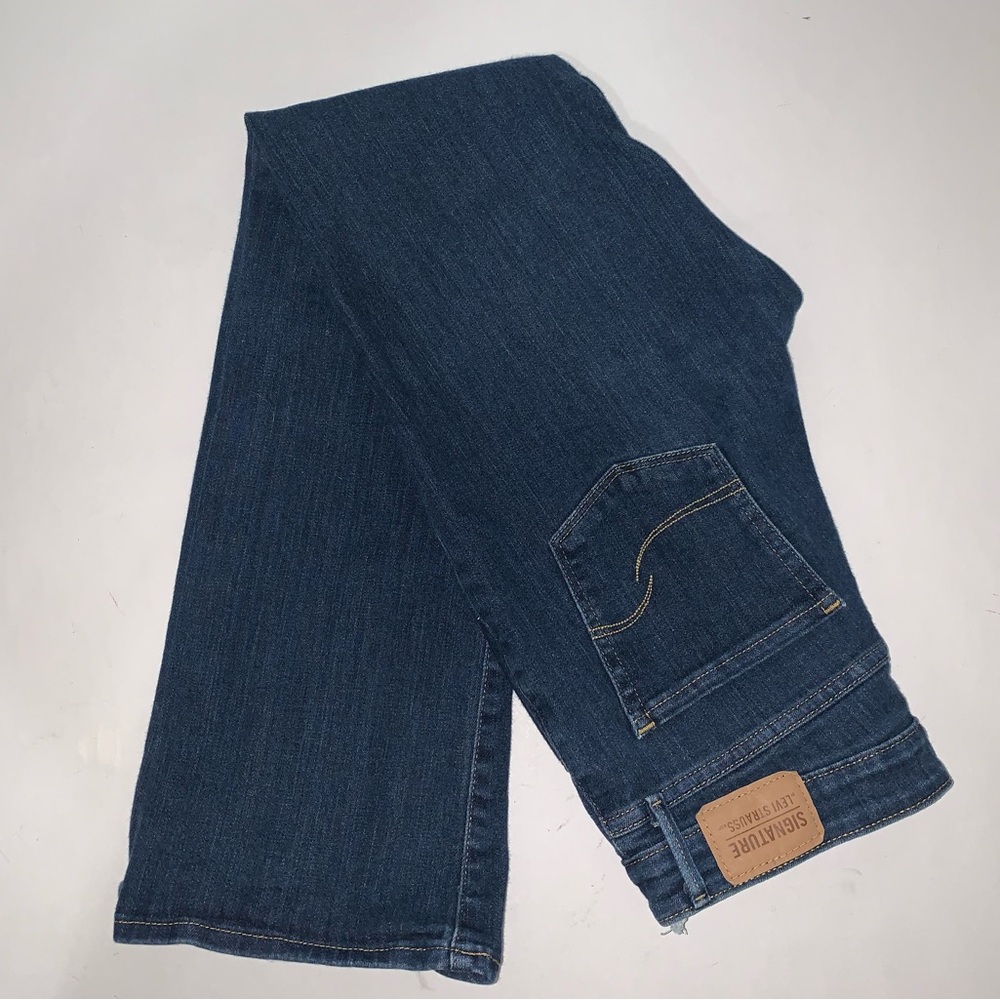 Signature Levi Woman’s Boot Cut Mid Rise Jeans